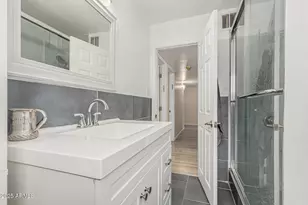 742 E Sierra Vista Dr, Phoenix, AZ 85014 - Photo 32