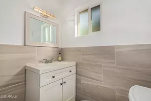 742 E Sierra Vista Dr, Phoenix, AZ 85014 - Photo 24