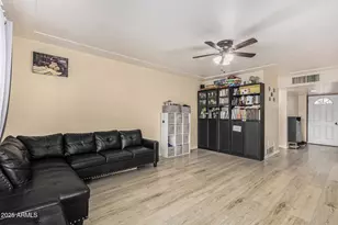 742 E Sierra Vista Dr, Phoenix, AZ 85014 - Photo 10