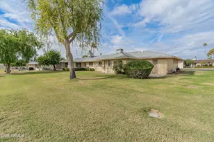 10417 W Prairie Hills Cir, Sun City, AZ 85351 - Photo 24