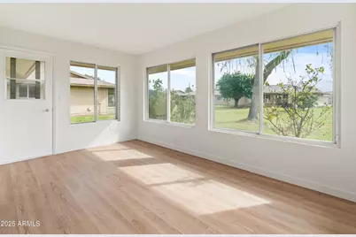 10417 W Prairie Hills Circle, Sun City, AZ 85351 - Photo 12