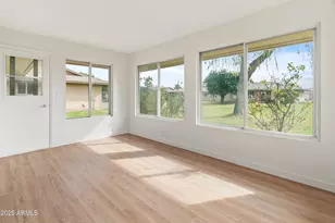 10417 W Prairie Hills Cir, Sun City, AZ 85351 - Photo 12