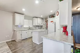 8865 E Baseline Rd, Mesa, AZ 85209 - Photo 4