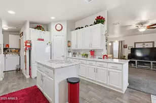 8865 E Baseline Rd, Mesa, AZ 85209 - Photo 10