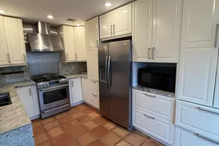 10854 E Yucca St, Scottsdale, AZ 85259 - Photo 6