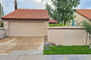 10854 E Yucca St, Scottsdale, AZ 85259 - Photo 1