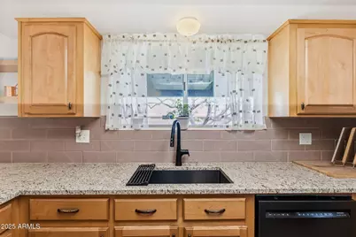 701 Canterbury Drive, Sierra Vista, AZ 85635 - Photo 20