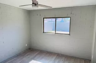 1737 W Pecan Rd, Phoenix, AZ 85041 - Photo 10