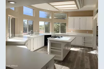 23275 W Los Huesos Way, Congress, AZ 85332 - Photo 10