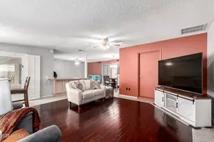 9832 N 102nd Dr, Sun City, AZ 85351 - Photo 10