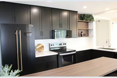 12542 W Parkwood Drive, Sun City West, AZ 85375 - Photo 2