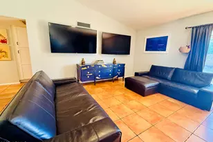 143 W Ivyglen St, Mesa, AZ 85201 - Photo 4