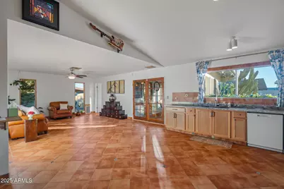 4841 E Desert View Drive, Phoenix, AZ 85044 - Photo 12