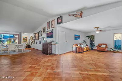 4841 E Desert View Drive, Phoenix, AZ 85044 - Photo 10