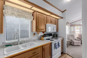 17200 W Bell Rd, Surprise, AZ 85374 - Photo 26