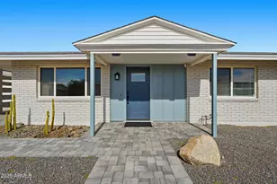 10002 W Tarrytown Ave, Sun City, AZ 85351 - Photo 2