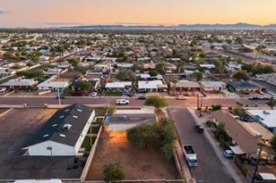 1326 W Cheryl Dr, Phoenix, AZ 85021 - Photo 38