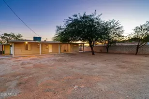 1326 W Cheryl Dr, Phoenix, AZ 85021 - Photo 28