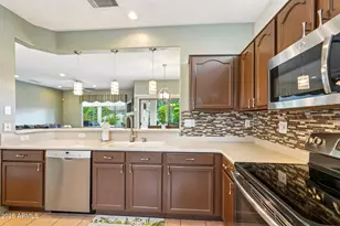 19559 N Wasson Peak Dr, Surprise, AZ 85387 - Photo 14