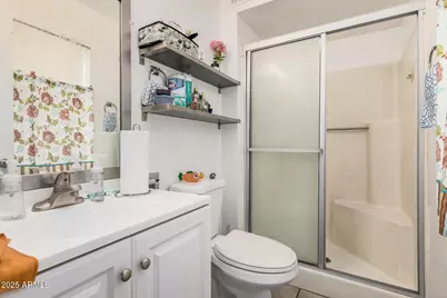 7520 W Glenrosa Avenue, Phoenix, AZ 85033 - Photo 14