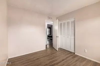 7520 W Glenrosa Avenue, Phoenix, AZ 85033 - Photo 18