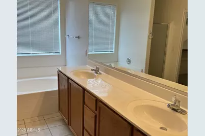 15704 N 156th Lane, Surprise, AZ 85374 - Photo 12