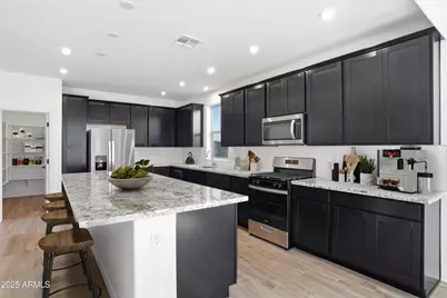 5874 N 193rd Avenue, Litchfield Park, AZ 85340 - Photo 4