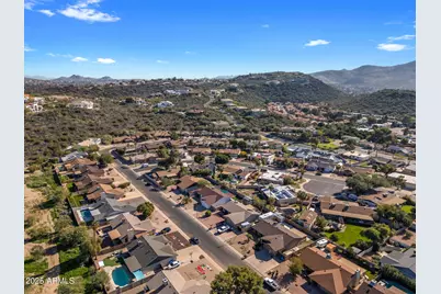 1739 W Banff Lane, Phoenix, AZ 85023 - Photo 54