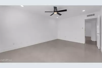 1739 W Banff Lane, Phoenix, AZ 85023 - Photo 34