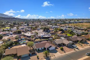 1739 W Banff Ln., Phoenix, AZ 85023 - Photo 48