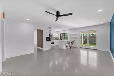 1739 W Banff Lane, Phoenix, AZ 85023 - Photo 14