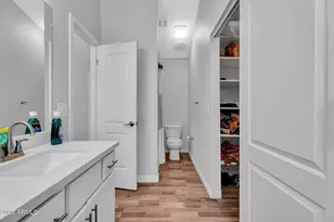 1510 E Commerce Ave, Gilbert, AZ 85234 - Photo 22