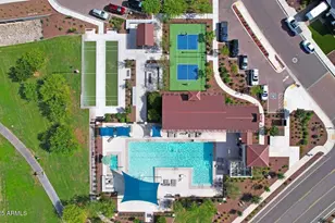 9390 W Parkside Ln, Peoria, AZ 85383 - Photo 2