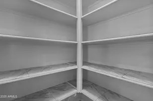 9390 W Parkside Ln, Peoria, AZ 85383 - Photo 6