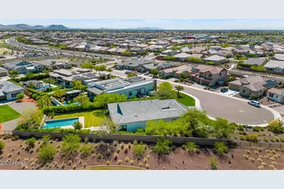 9390 W Parkside Lane, Peoria, AZ 85383 - Photo 40