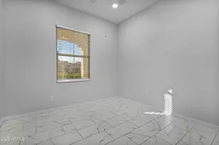 9390 W Parkside Ln, Peoria, AZ 85383 - Photo 24