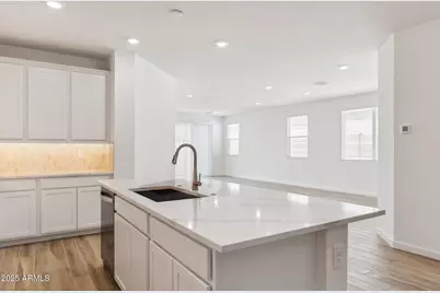 6938 W Buckhorn Trail, Peoria, AZ 85383 - Photo 8