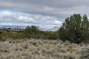 4750 E Crazy Horse Circle, Rimrock, AZ 86335 - Photo 12