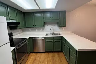 834 E Fountain St, Mesa, AZ 85203 - Photo 8