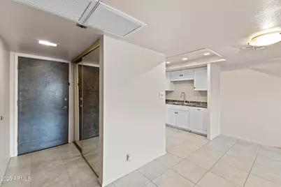 7920 E Camelback Road #303, Scottsdale, AZ 85251 - Photo 10