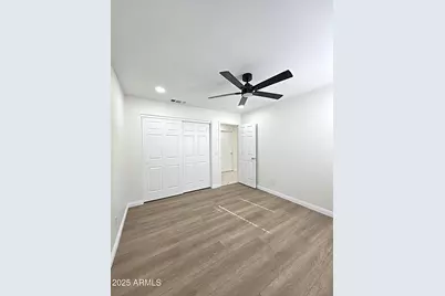 23813 N 39th Lane, Glendale, AZ 85310 - Photo 34