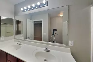 669 W Silver Reef Ct, Casa Grande, AZ 85122 - Photo 8