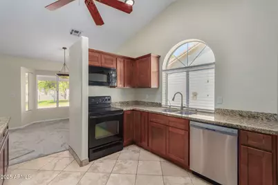 12024 S 46th Street, Phoenix, AZ 85044 - Photo 8