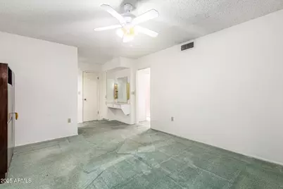 10764 W Cinnebar Avenue, Sun City, AZ 85351 - Photo 16