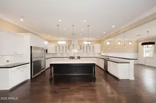 8822 N 85th Pl, Scottsdale, AZ 85258 - Photo 14