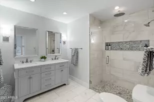 6333 N Scottsdale Rd, Scottsdale, AZ 85250 - Photo 22