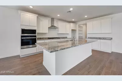 28832 N 174th Lane, Surprise, AZ 85387 - Photo 2