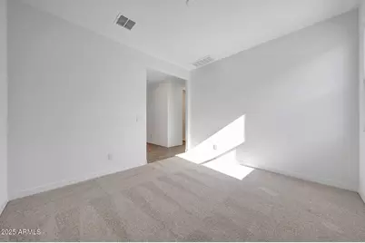 28832 N 174th Lane, Surprise, AZ 85387 - Photo 10