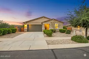 18812 W Mescal St, Surprise, AZ 85388 - Photo 2