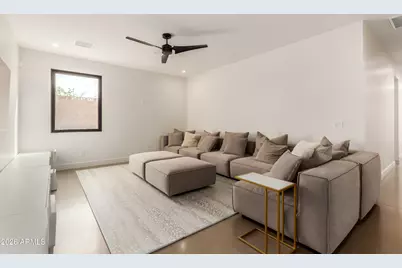 4905 E White Gates Drive, Phoenix, AZ 85018 - Photo 46